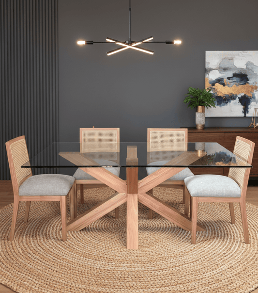 Juego de mesa de comedor Maria cubierta de vidrio y sillas Alma en madera Lenga. - banquetas | Greenwoods Chile