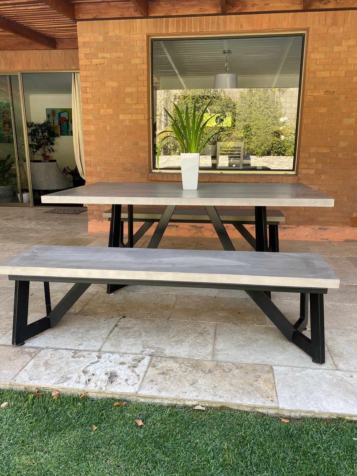 Mesa de Terraza a Medida en Madera Lenga y Fierro Siena | Greenwoods