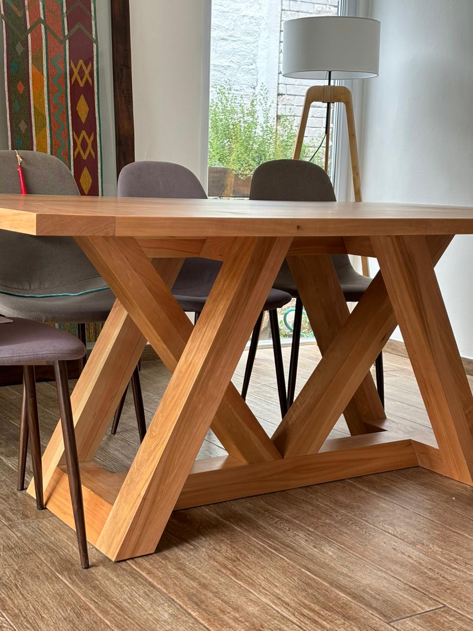 Mesa de Comedor Italia en Madera Nativa a Medida | Greenwoods Chile