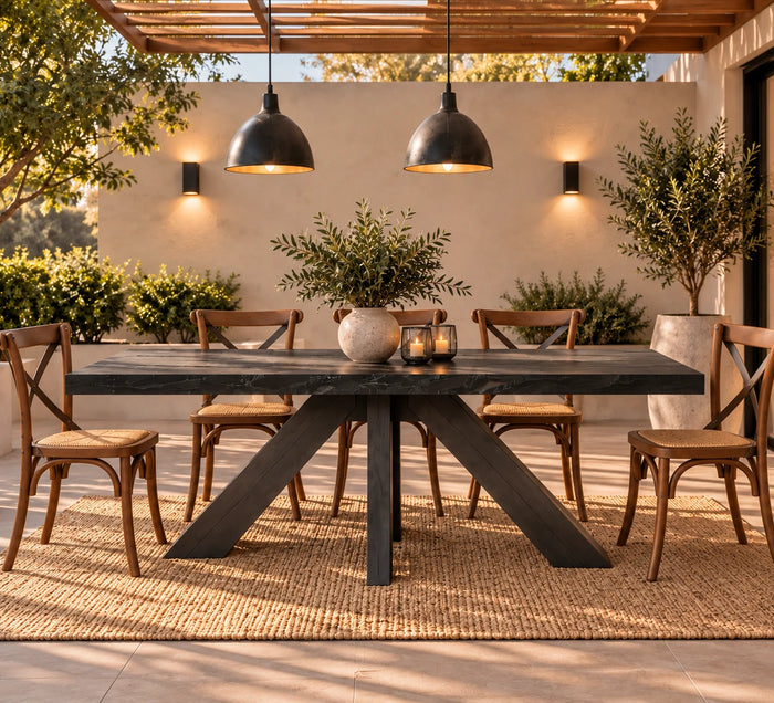Comedor de terraza Francia con mesa carbonizada y 6 sillas Cruzeta café – imagen referencial