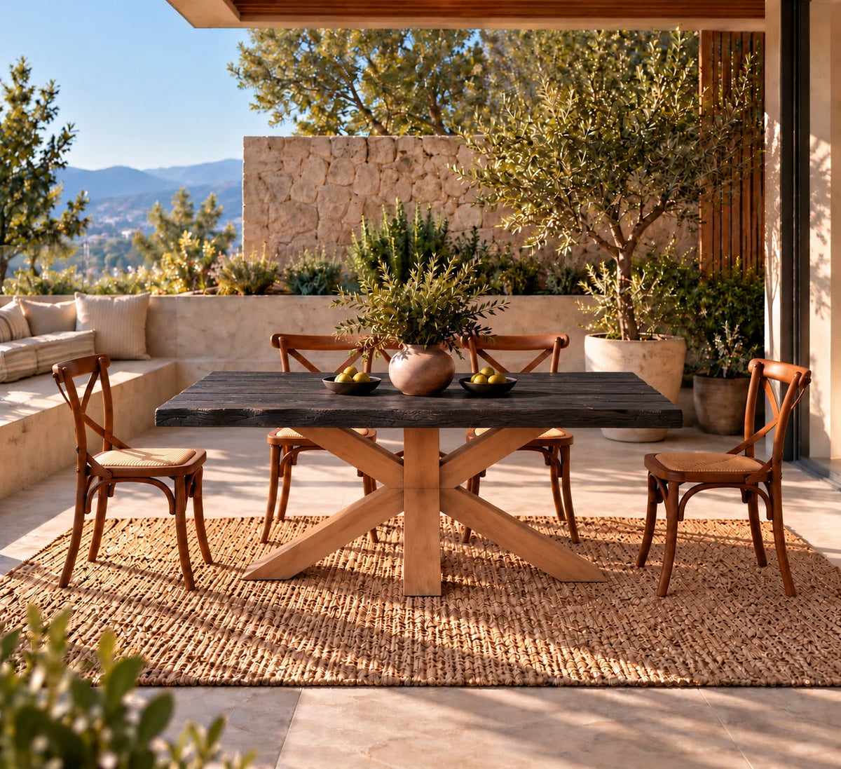 Comedor de terraza María con cubierta carbonizada, base de lenga y 6 sillas Cruzeta café