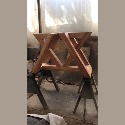 Base de madera lenga de la mesa de comedor Italia en fabricación