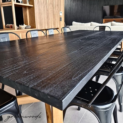 MESA DE COMEDOR  MADERA CARBONIZADA NEGRA KURO