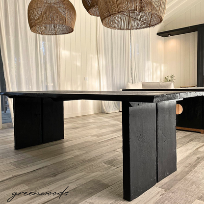 MESA DE COMEDOR  MADERA CARBONIZADA NEGRA ECLIPSE