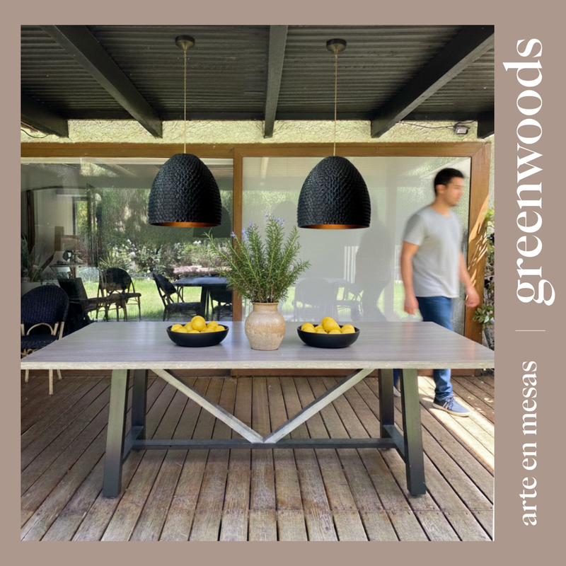 comedor terraza moderno madera lenga fierro modelo Viena en quincho Greenwoods Chile