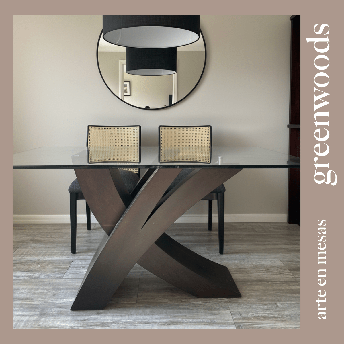 Mesa de comedor de madera y vidrio Picasso. - | Greenwoods Chile