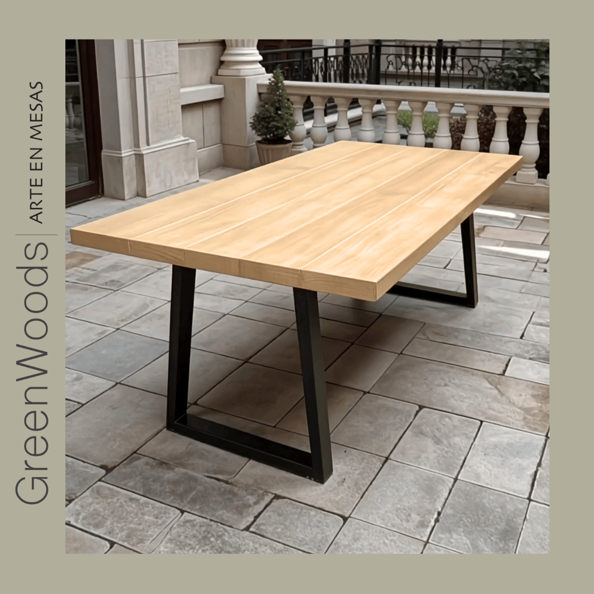 Mesa de comedor terraza en madera y base fierro Tabla. - | Greenwoods Chile
