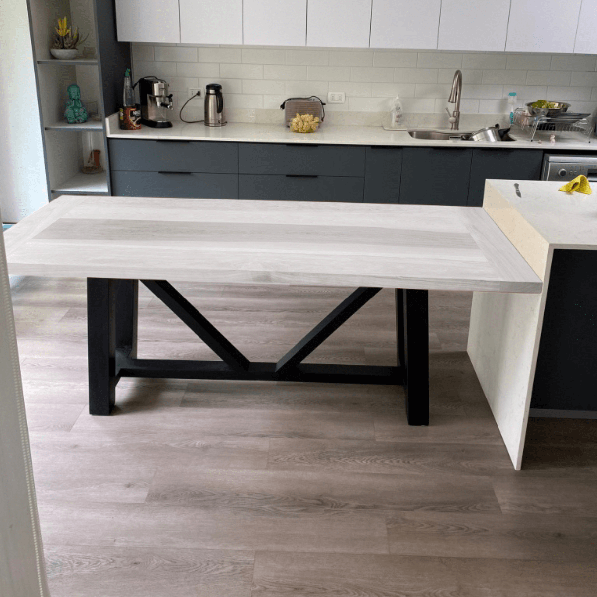 Mesa Viena - Greenwoods.cl ,comedor moderno chile ,mesa de comedor ,mesa de madera ,comedor de madera ,comedor terraza ,comedores a medida ,comedores de madera ,comedores modernos ,comedores modernos de madera ,greenwoods chile ,mesa comedor madera ,mesa de comedor ,mesa de comedores de madera ,mesa terraza ,mesas de comedor ,mesas de madera ,muebles a medida santiago ,muebles de fierro ,muebles de fierro y madera ,muebles de terraza ,muebles para terraza ,muebles terraza ,Mesa de comedor personalizada
