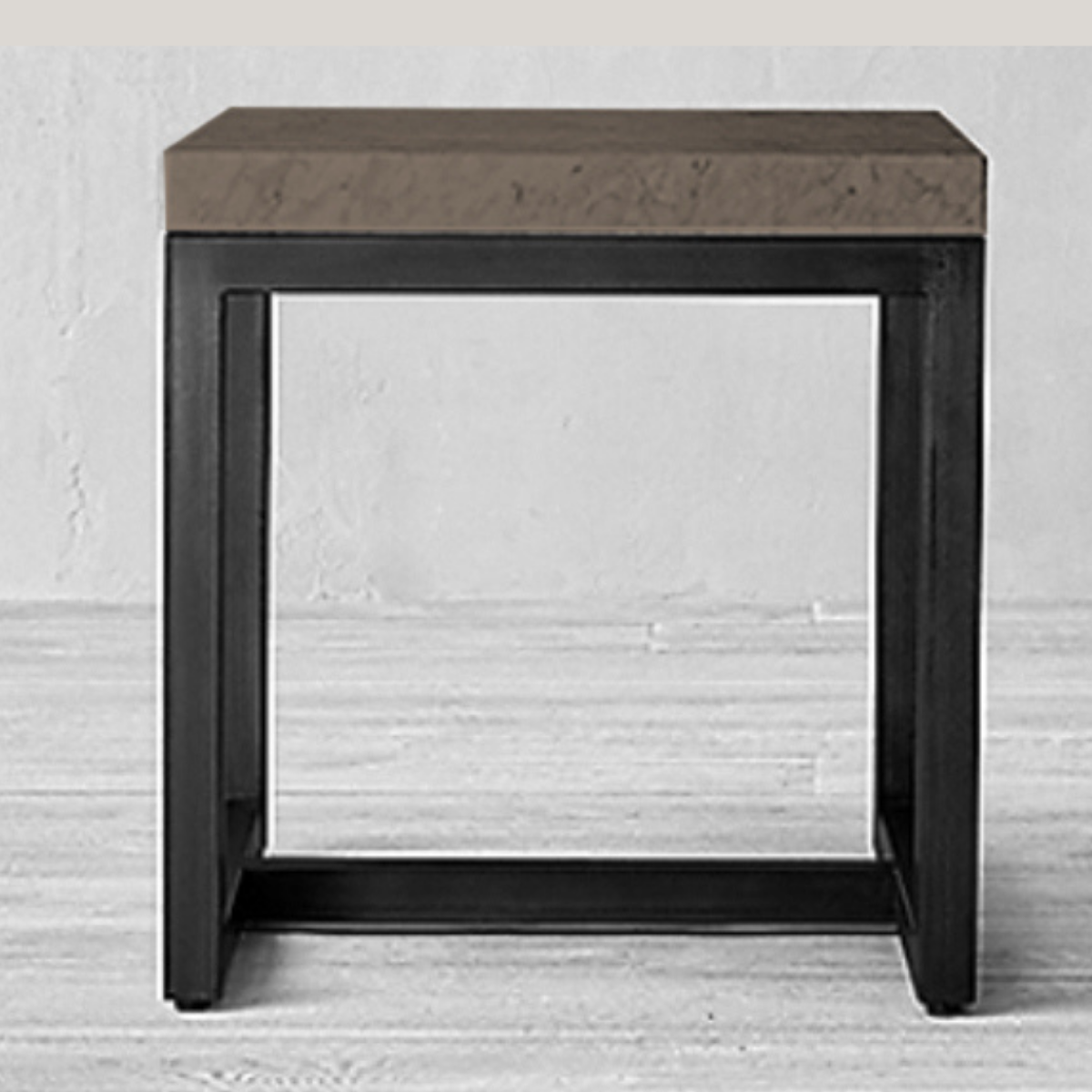 Mesa Lateral Cuadrada Murano
