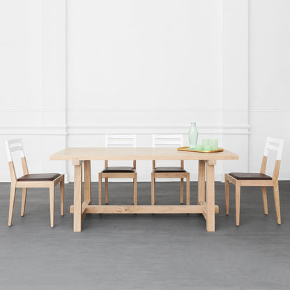 Mesa comedor Harvest detalle base en madera nativa | Greenwoods”