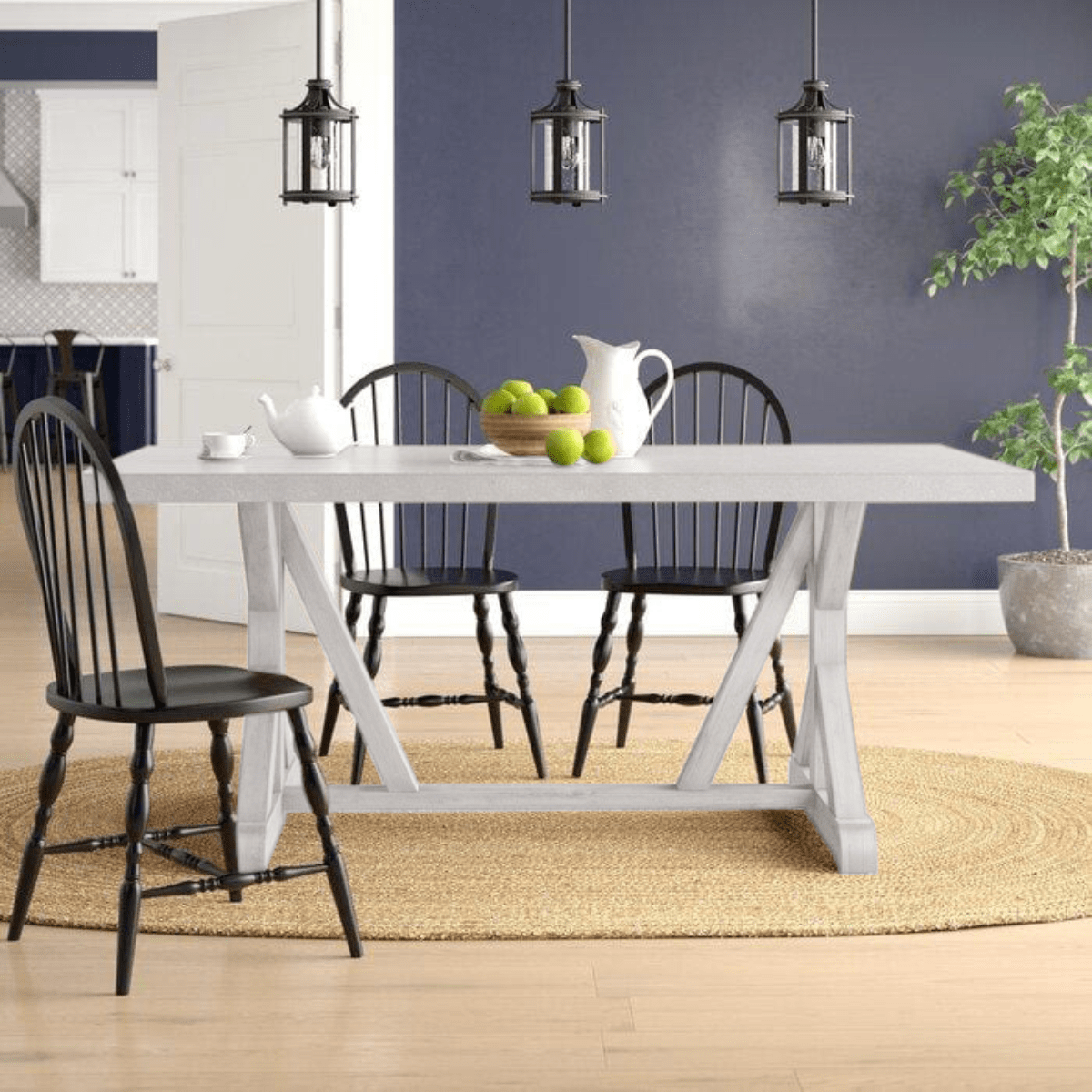 Mesa de comedor Polonia en tono blanco con sillas negras — base pilares en lenga maciza a medida — Greenwoods Chile