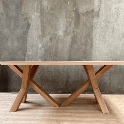 Mesa de comedor Tripode en madera lenga - mesa comedor | Greenwoods Chile